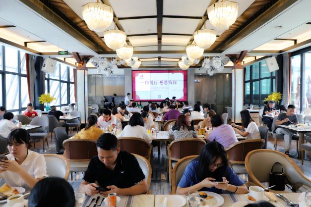 共悅生辰，溫暖同行丨集團(tuán)5-8月份員工生日會(huì)(圖4)