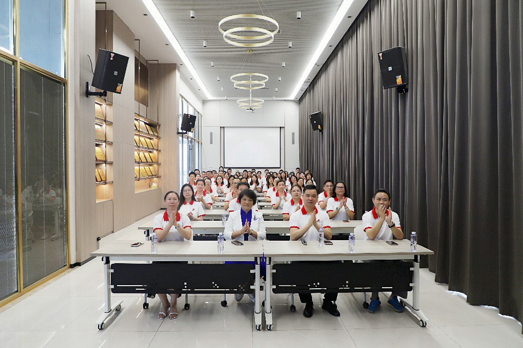 銘記歷史 捍衛(wèi)和平丨集團組織全體員工觀看紀念中國人民抗日戰(zhàn)爭暨世界反法西斯戰(zhàn)爭勝利80周年大會(圖10)